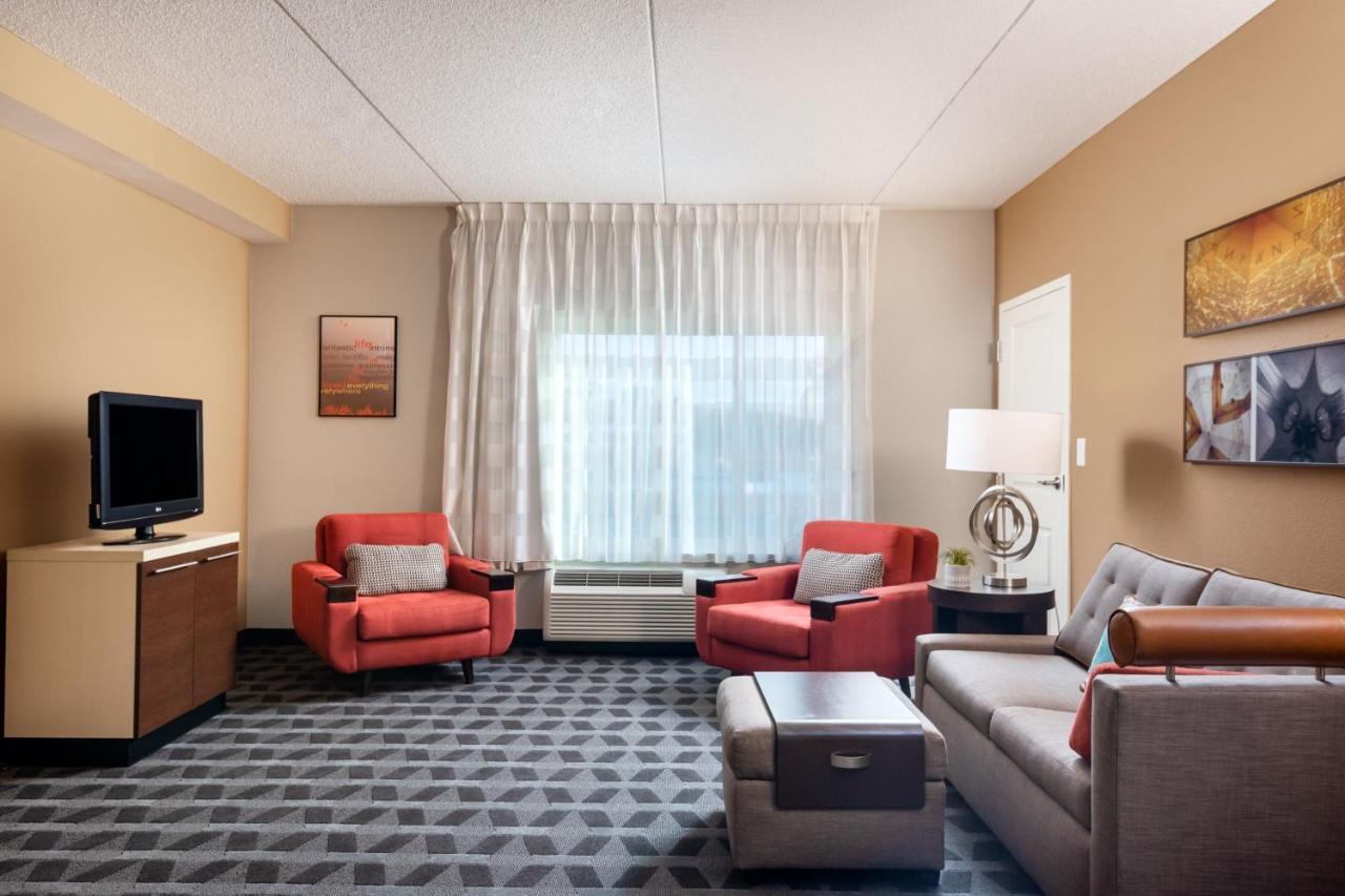 Towneplace Suites By Marriott Charlotte Mooresville Bagian luar foto