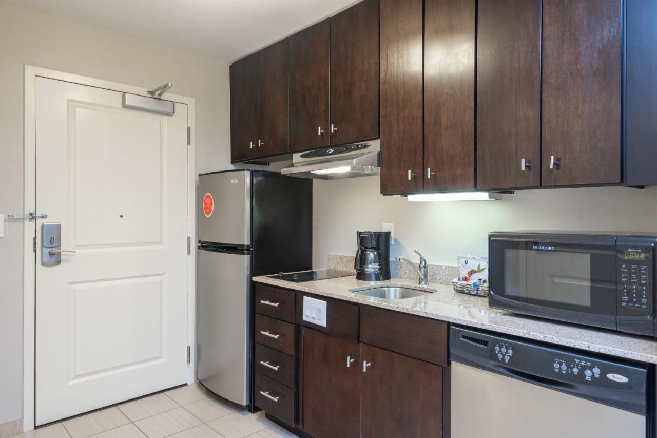 Towneplace Suites By Marriott Charlotte Mooresville Bagian luar foto