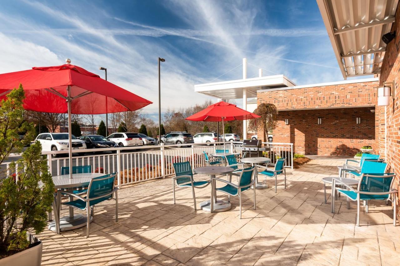 Towneplace Suites By Marriott Charlotte Mooresville Bagian luar foto