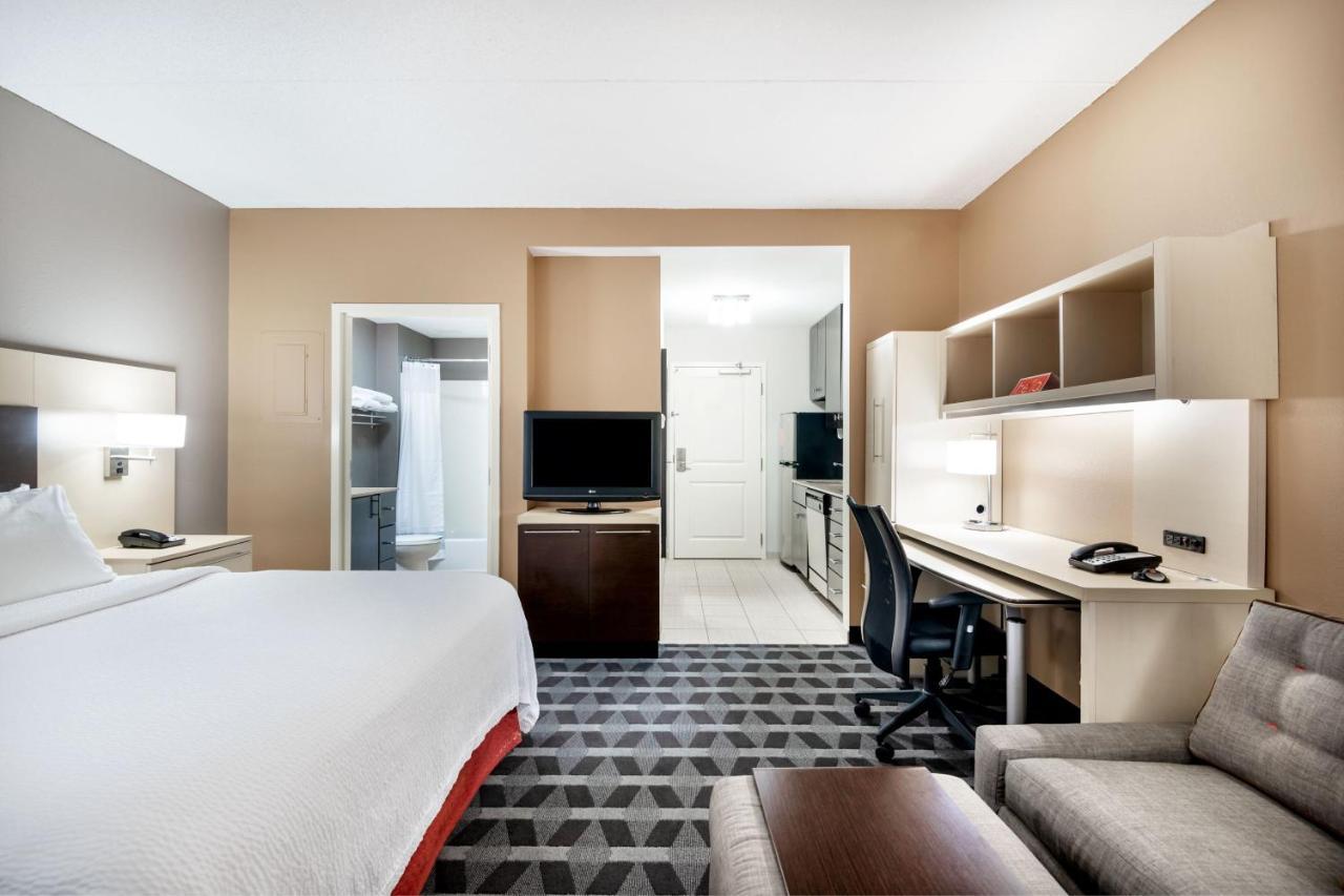 Towneplace Suites By Marriott Charlotte Mooresville Bagian luar foto