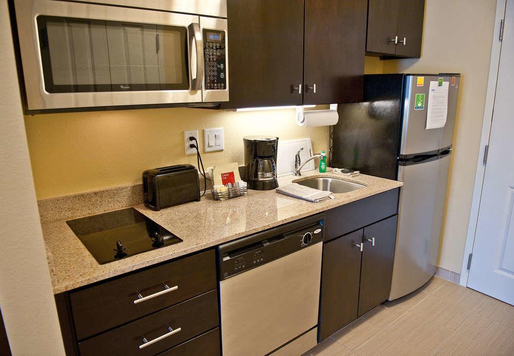 Towneplace Suites By Marriott Charlotte Mooresville Bagian luar foto